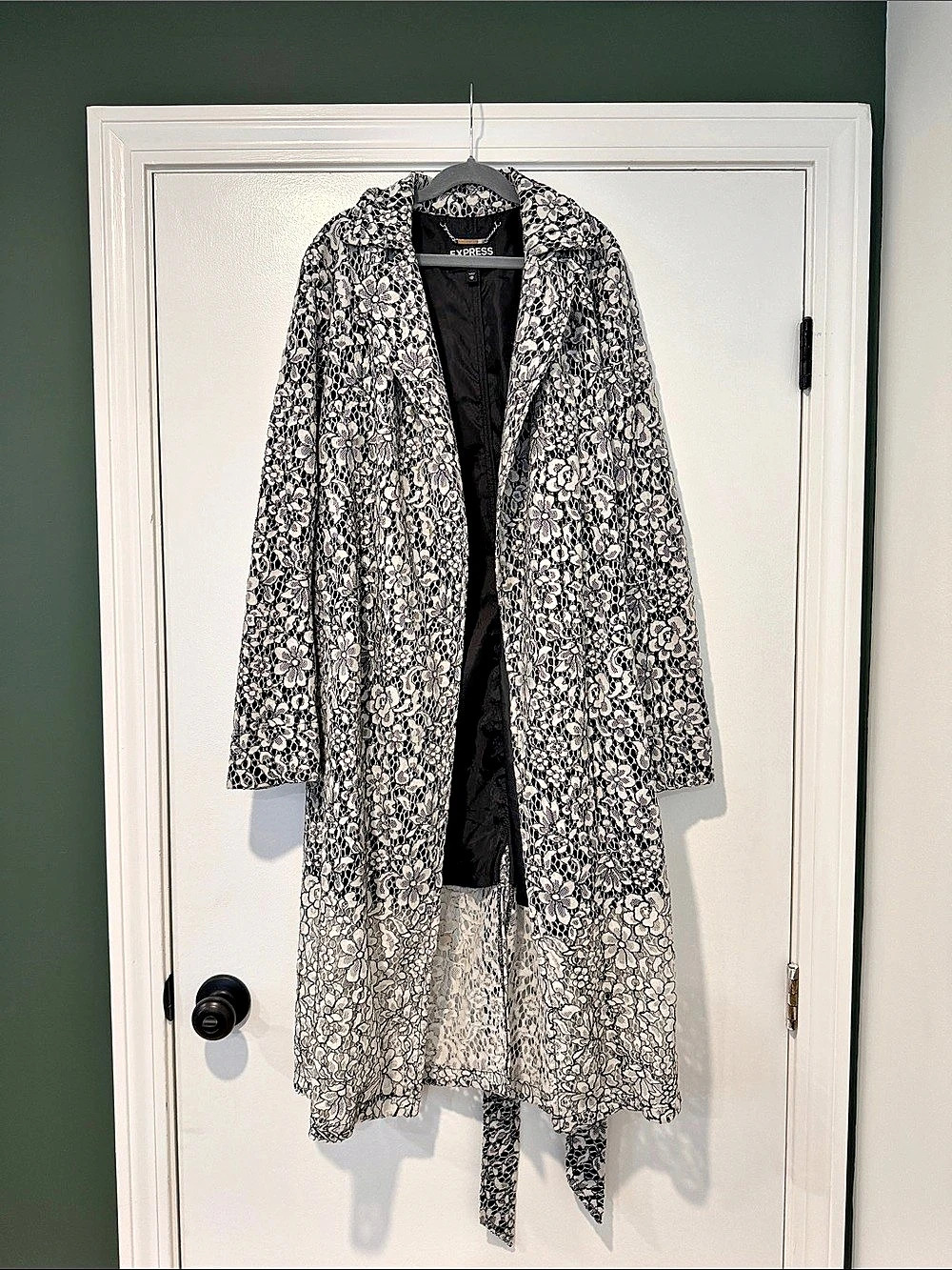Express Lace Belted Trench Coat Floral Black & White XS